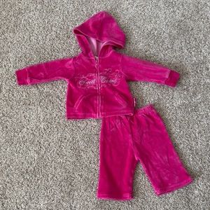 Carter’s baby girl pink hooded sweater zip up jacket pants outfit 3-6 months